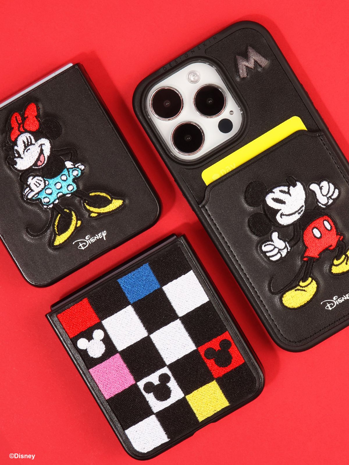 디자인스킨(DESIGNSKIN) [디즈니] 갤럭시Z플립5/4/3 풀자수 케이스-미키패밀리