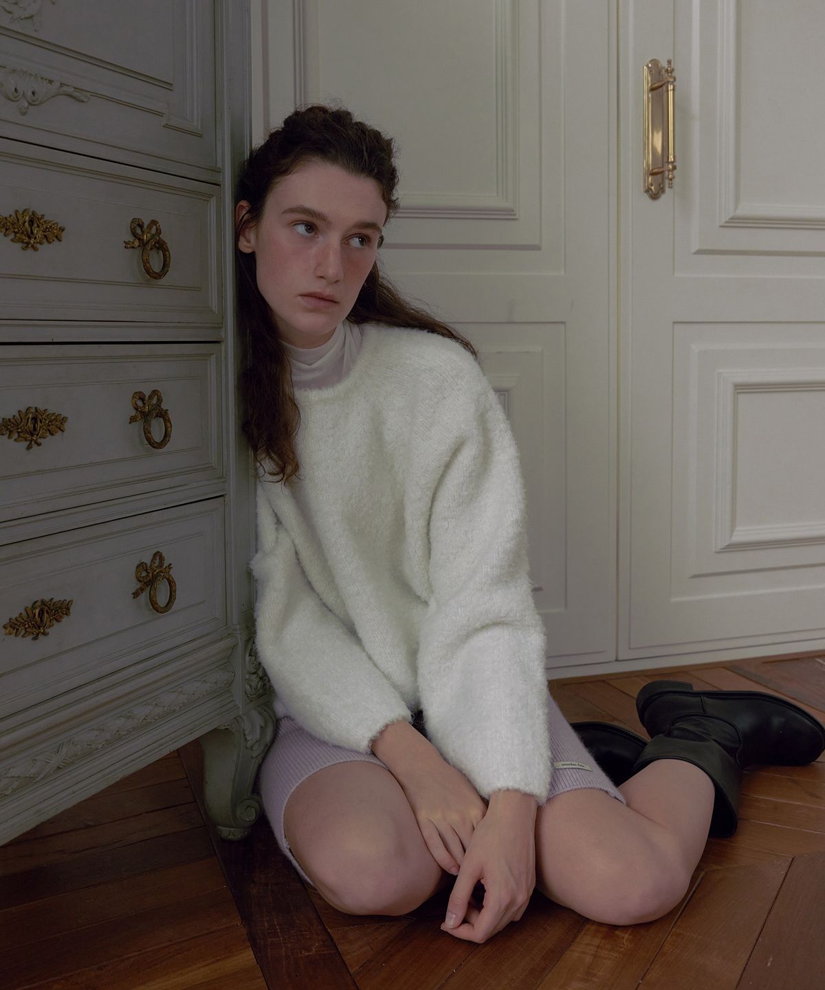 오버듀플레어(OVERDUEFLAIR) FURRY WOOL KNIT_IVORY