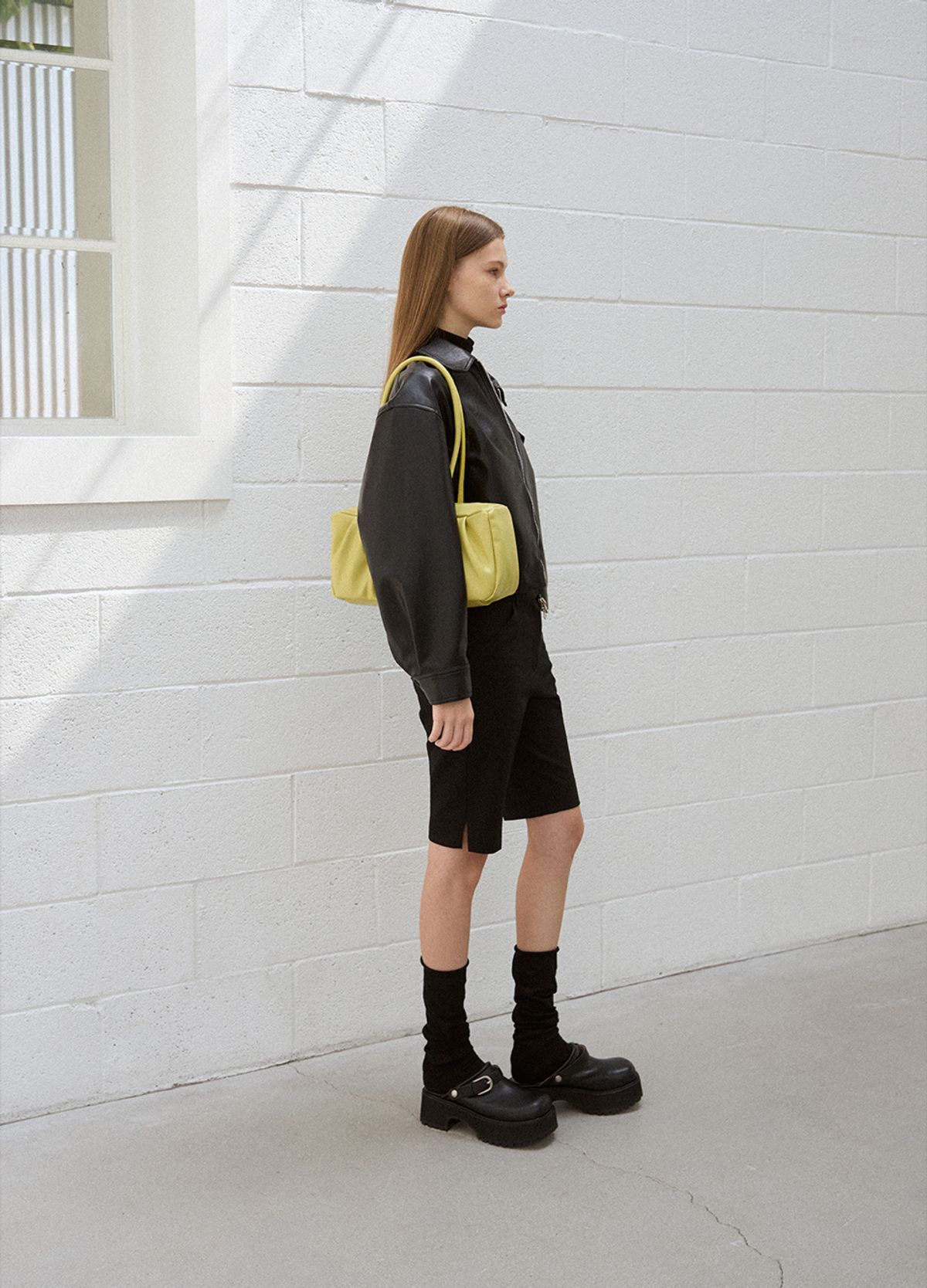 드로우핏 우먼(DRAWFIT WOMEN) 크루아상 숄더 백 [BLACK]