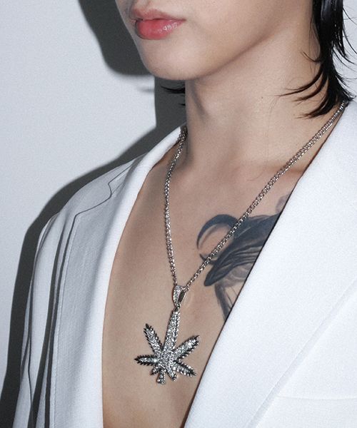 ネックレス・チョーカー BLACKPURPLE Grass Full Cubic Necklace BMH1323 MUSINSA公式 | BLACK PURPLE Grass full cubic necklace