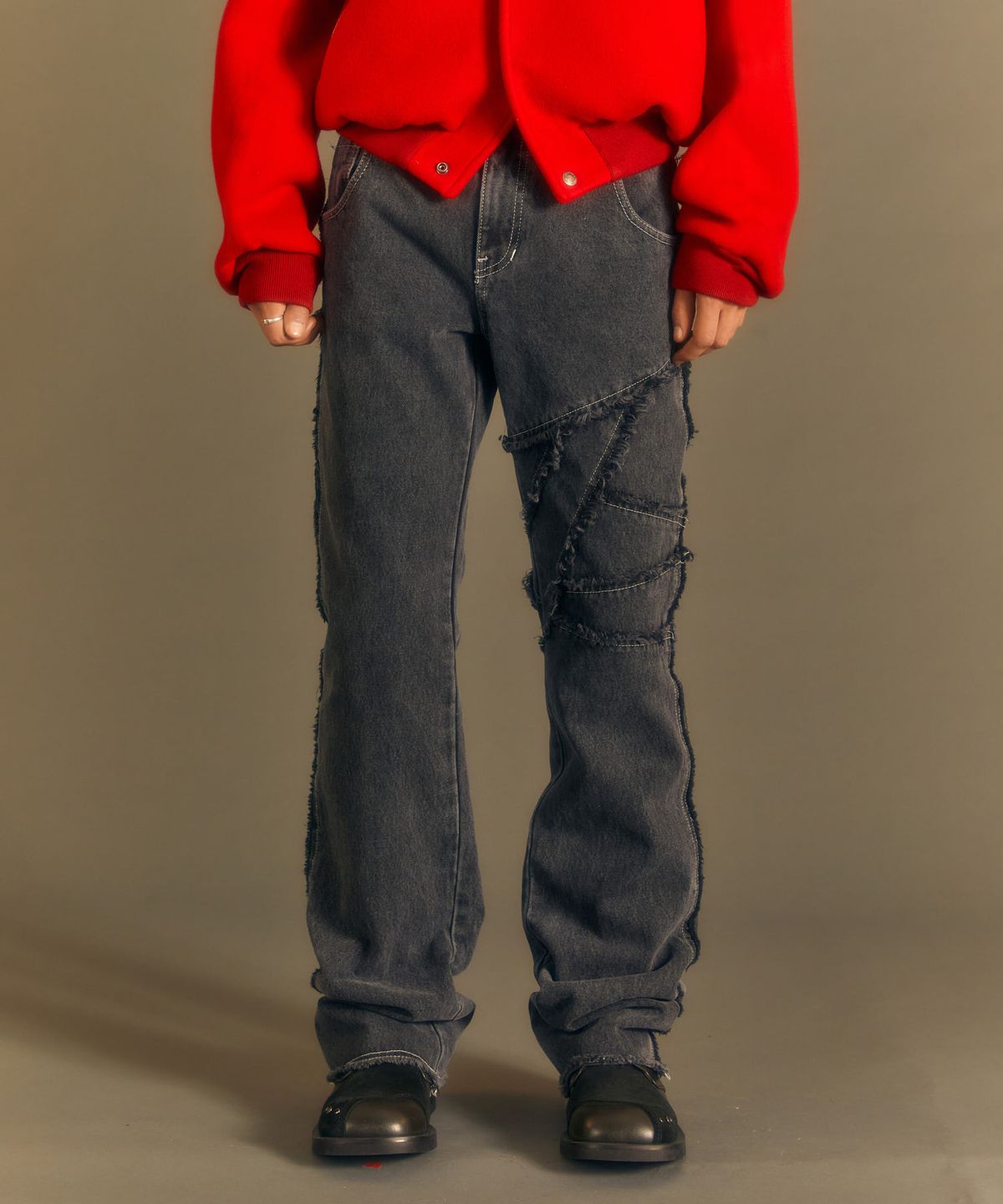 앤더슨벨(ADSB ANDERSSON BELL) 겐텔 로우컷 플레어 진 apa686m(WASHED BLACK)
