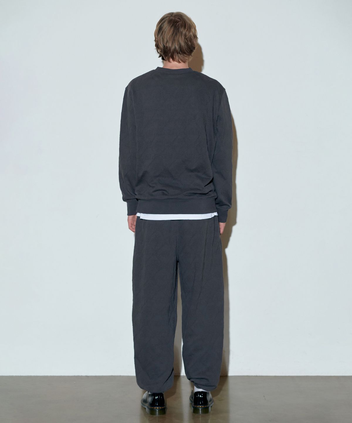 스컬프터(SCULPTOR) Jacquard Flower Jogger Pants Charcoal