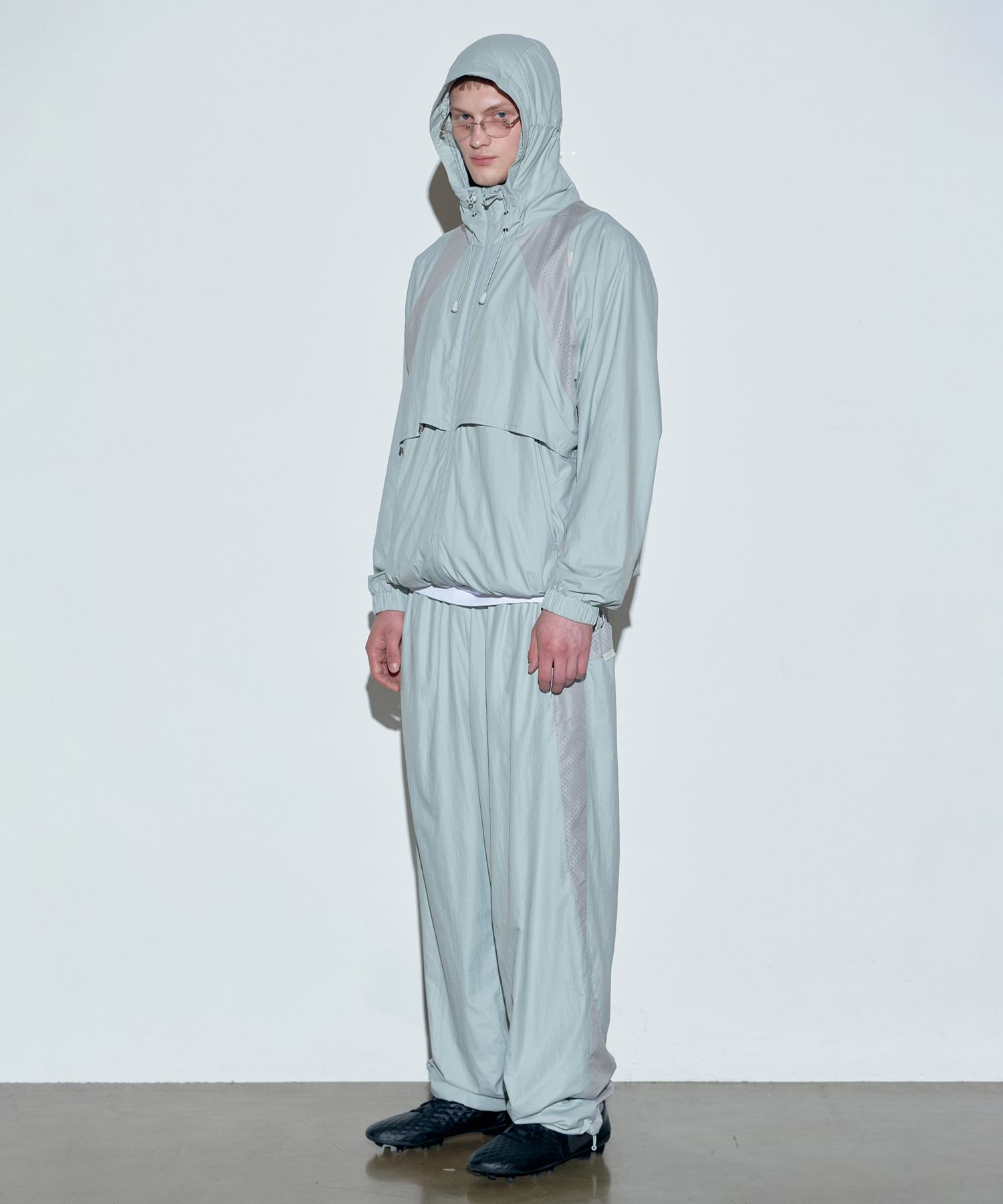 MUSINSA公式 | SCULPTOR Paneled Wind Jacket Sage