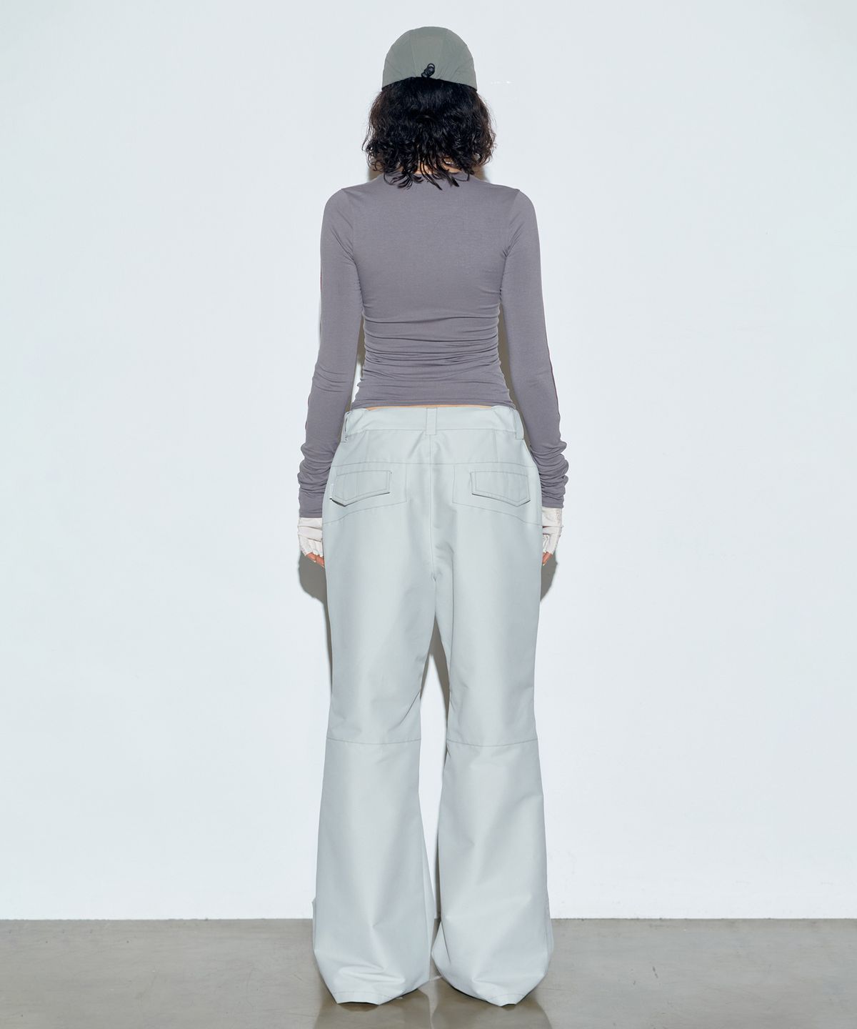 스컬프터(SCULPTOR) Classic Bootcut Pants Pale Beige