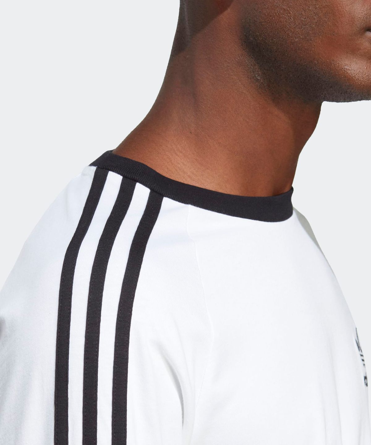 아디다스(ADIDAS) 3S 긴팔 티 - 화이트 / IA4879