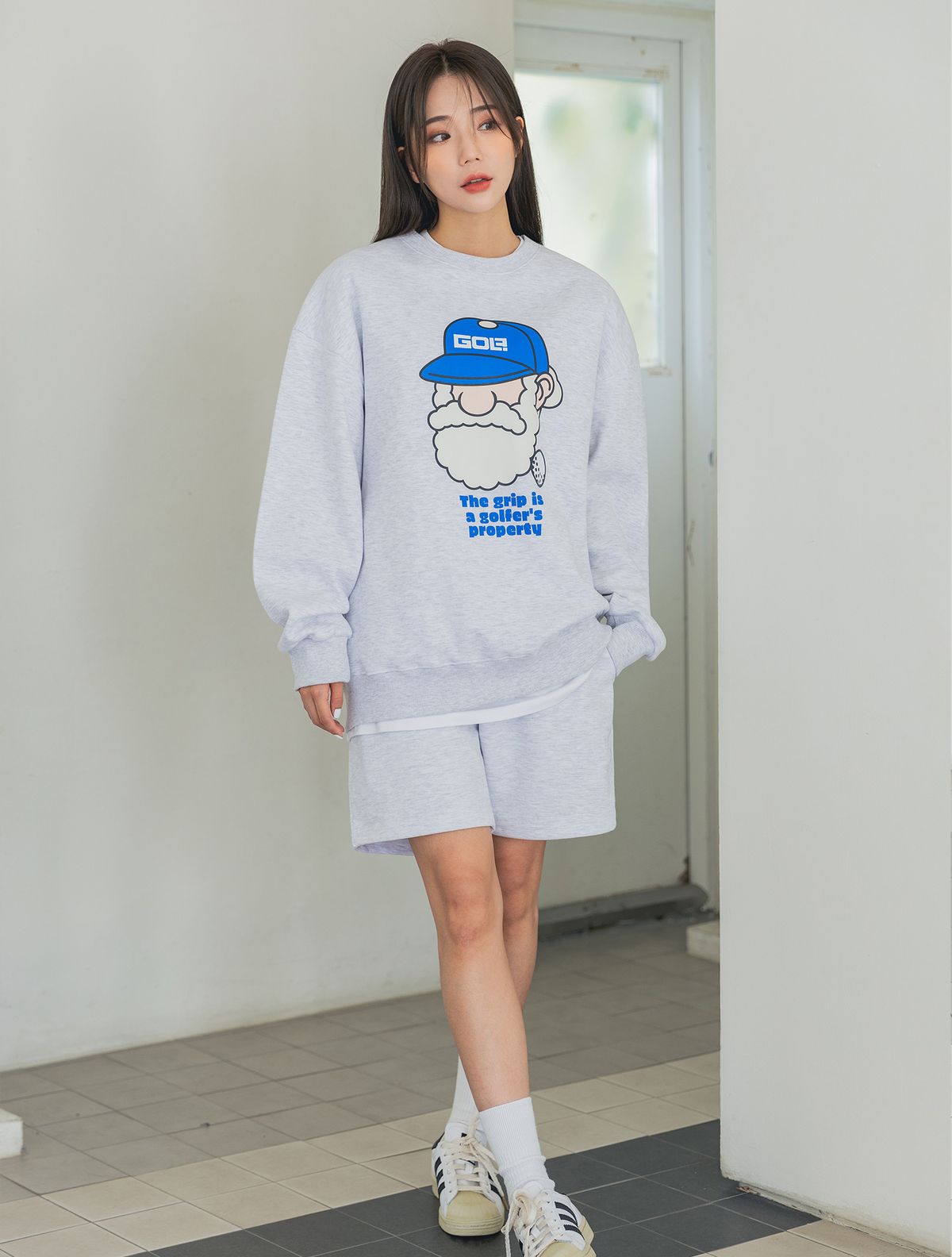 앨빈클로(ALVINCLO) [SET] 마틴 골프 그립 오버핏 맨투맨 코튼 밴딩 스웨트 반바지 셋업