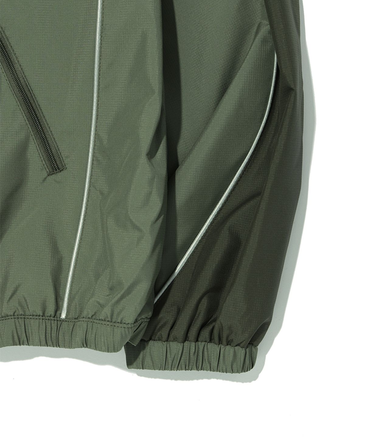 크리틱(CRITIC) WORMHOLE LOGO JACKET KHAKI