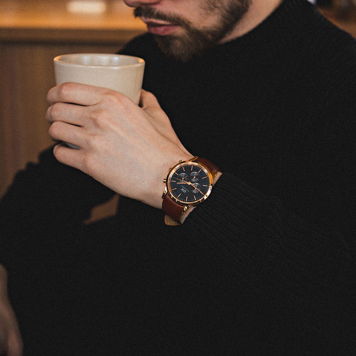 다니엘 웰링턴(DANIEL WELLINGTON) ICONIC CHRONOGRAPH ST MAWES ARCTIC 블루다이얼 남성시계