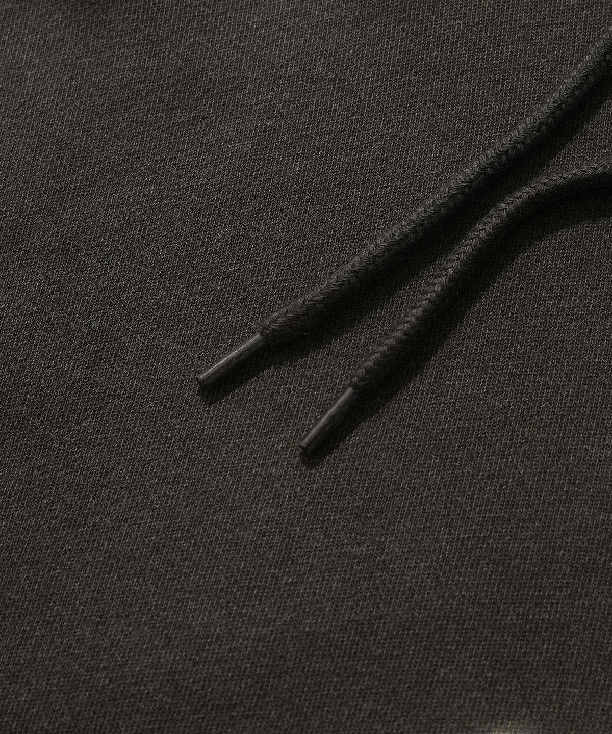 스웨이드(SUADE) FIRE SUADE HOODIE [PIGMENT BLACK]
