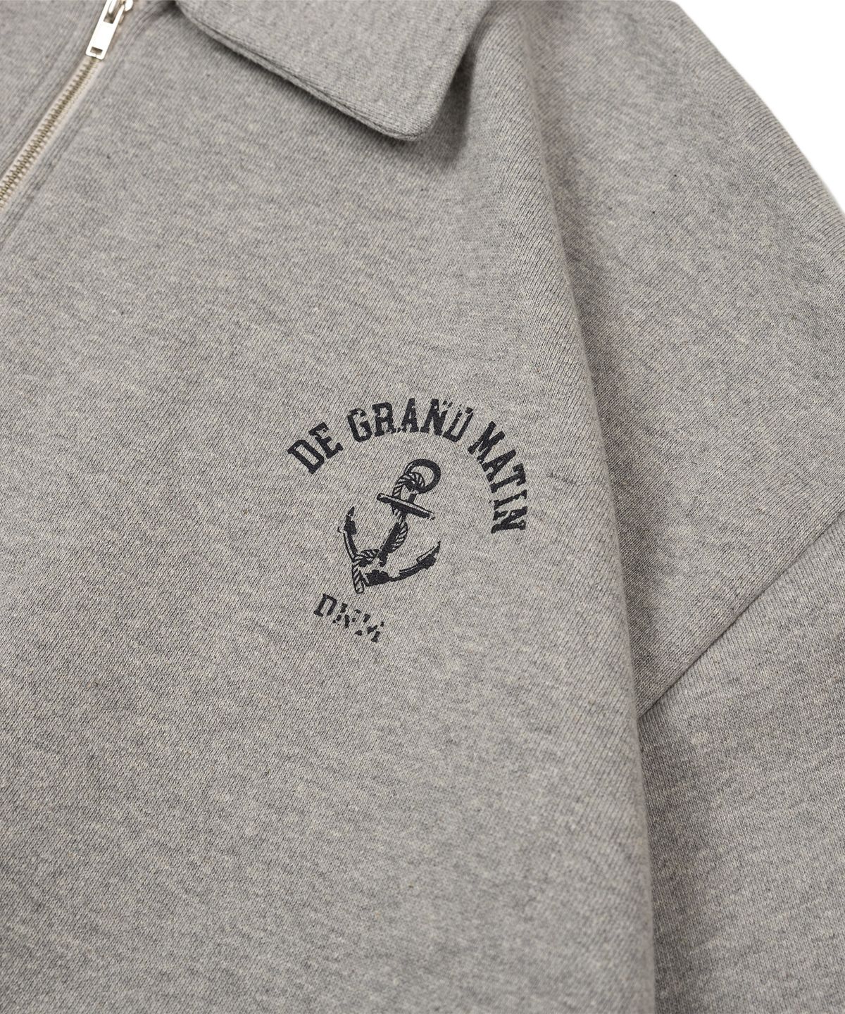 디 그랜드 마틴(DE GRAND MATIN) V.HEAVY HALF ZIP-UP SWEAT LOGO_MELANGE GRAY