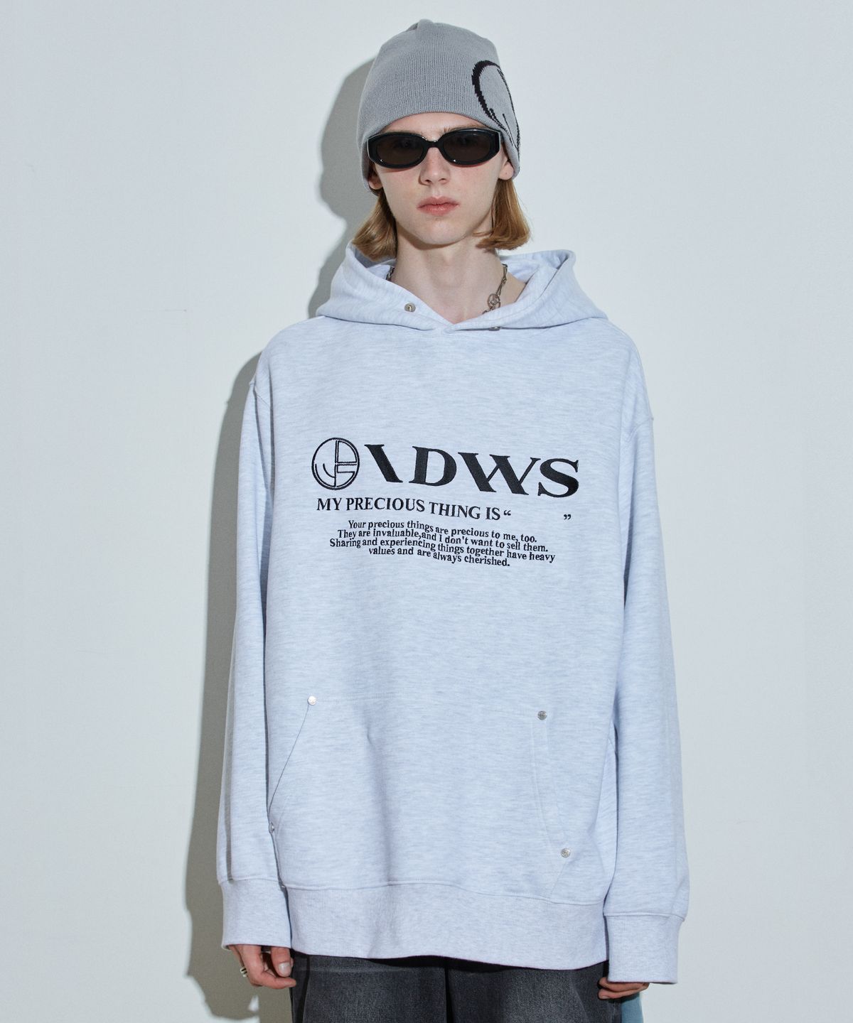 아이돈워너셀(IDWS) Logo Embroidered Hoodie Gray