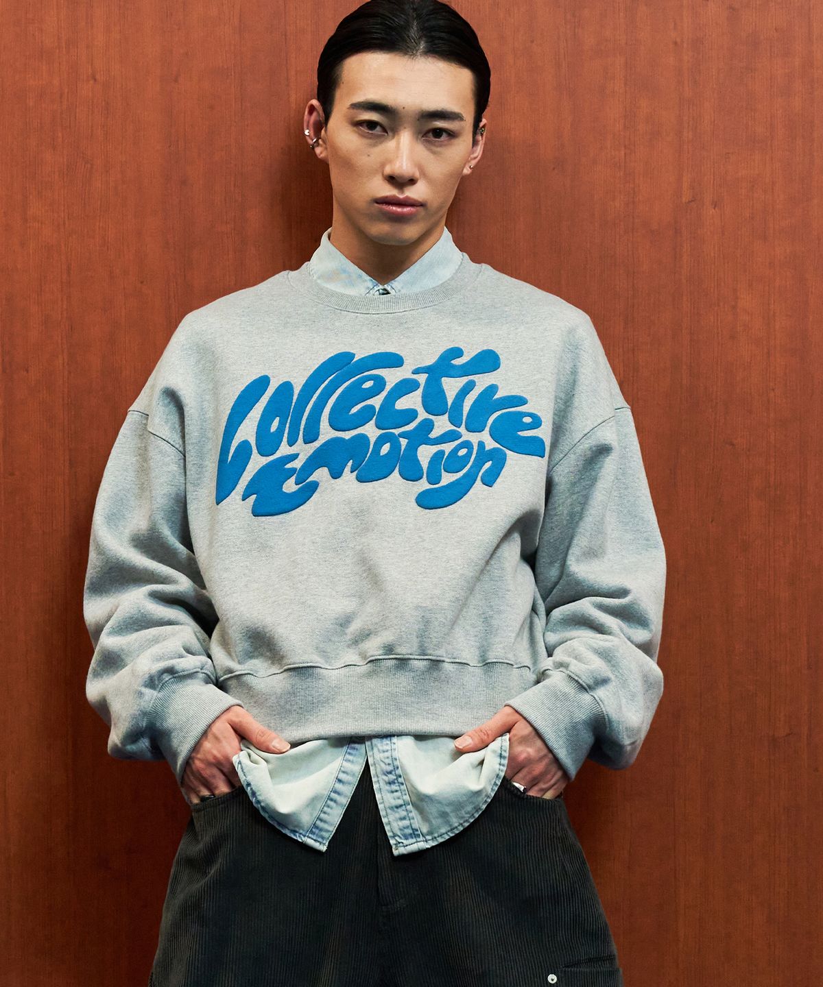 더블유엠씨(WMC) 콜렉티브 엠보 스웨트_GREY