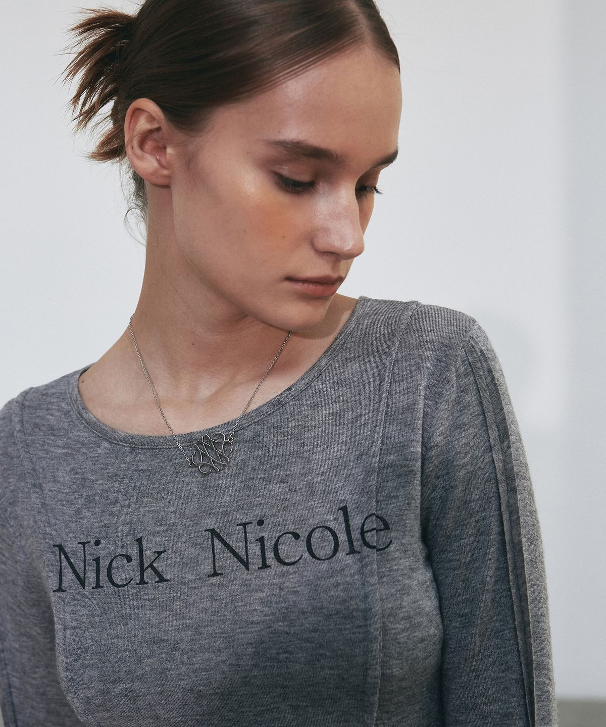 닉앤니콜(NICK&NICOLE) NICK PINTUCK LINE LS TOP_GRAY
