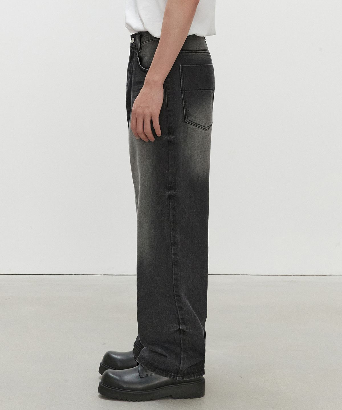 데케트(DECET) Mid Rise Wide Jeans DCPT027HLBlack