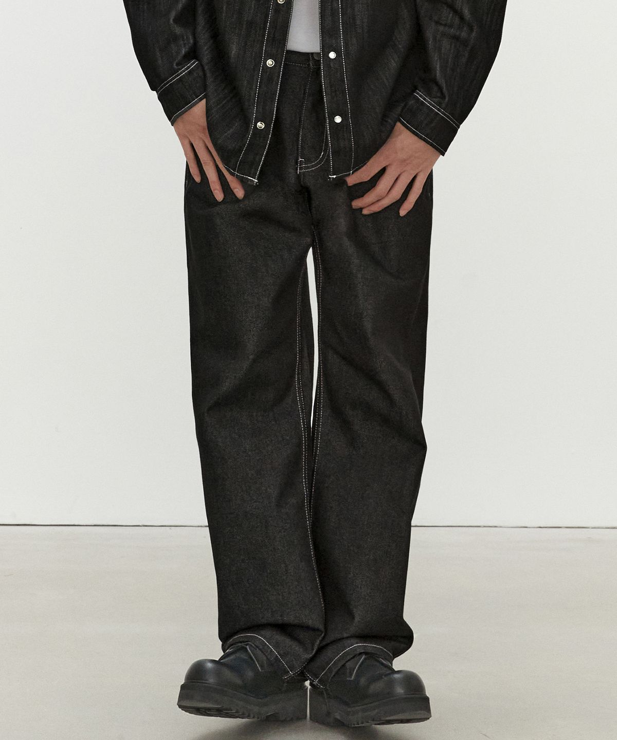 데케트(DECET) Mid Rise Wide Jeans DCPT027CPBlack