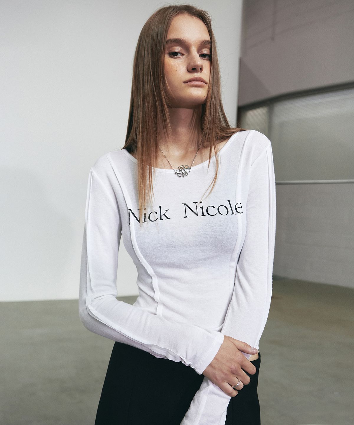 닉앤니콜(NICK&NICOLE) NICK PINTUCK LINE LS TOP_IVORY
