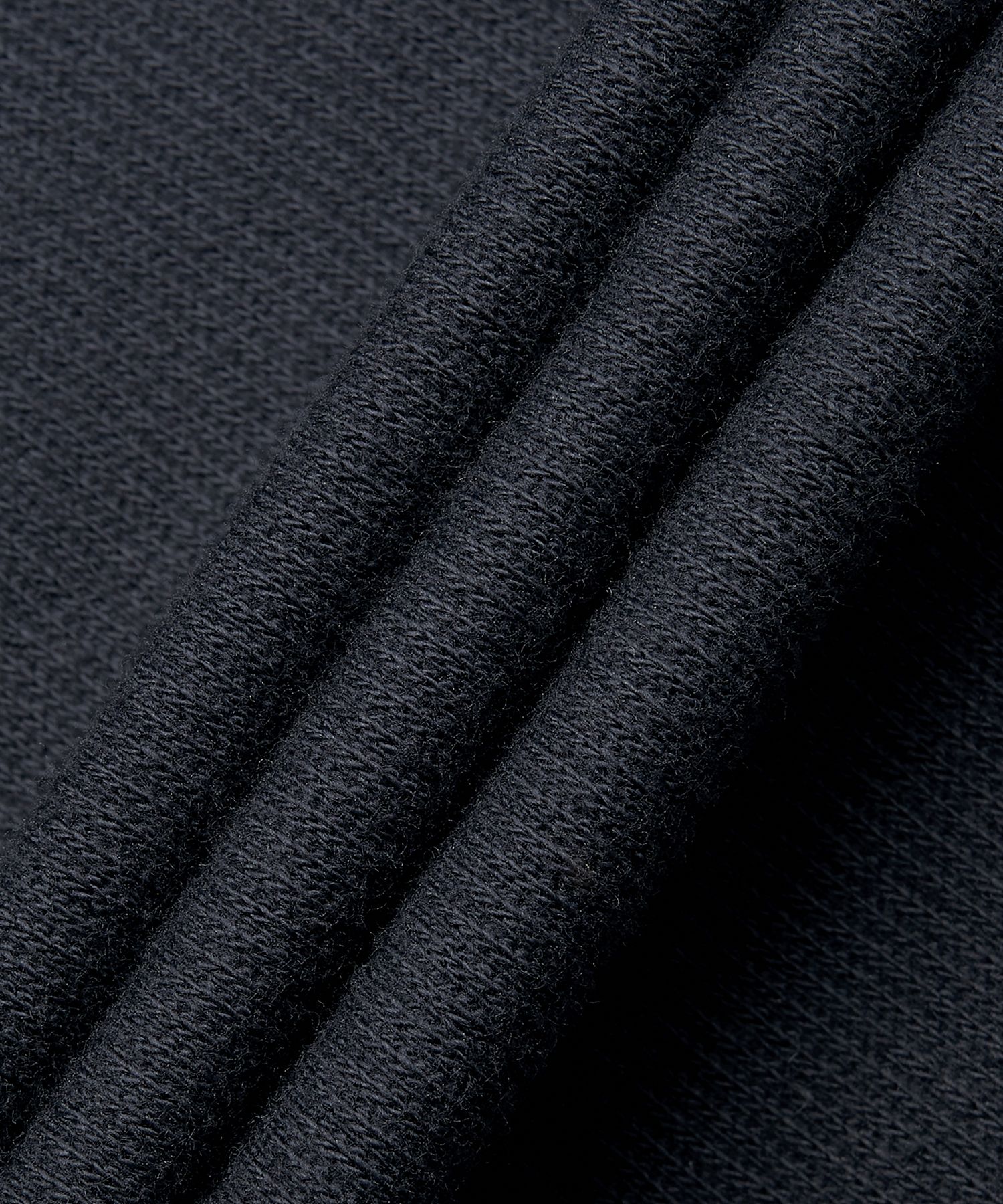 MUSINSA | GROVE GRVR SPORTS_Reversible Jumper_CHARCOAL