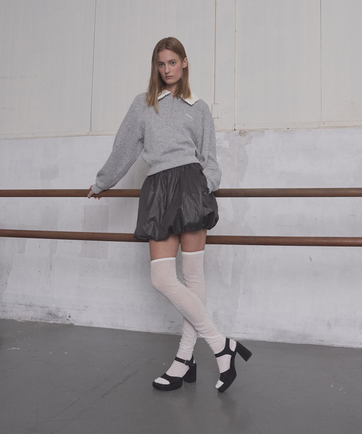 그로브(GROVE) GRVR SPORTS_벌룬 스커트_BLACK