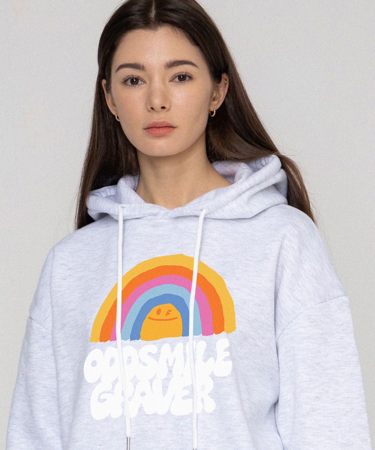 그레이버(GRAVER) [UNISEX]ODDSMILE 레인보우 스마일 후드티_멜란지화이트