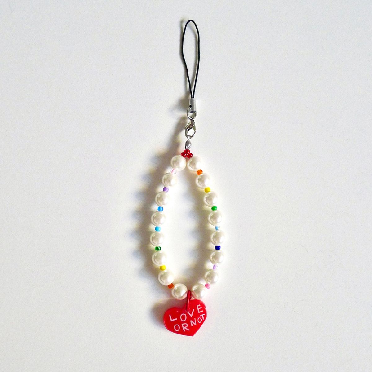 러브오낫(LOVE OR NOT) Red Love-Pearl Rainbow Beads Strap 비즈스트랩