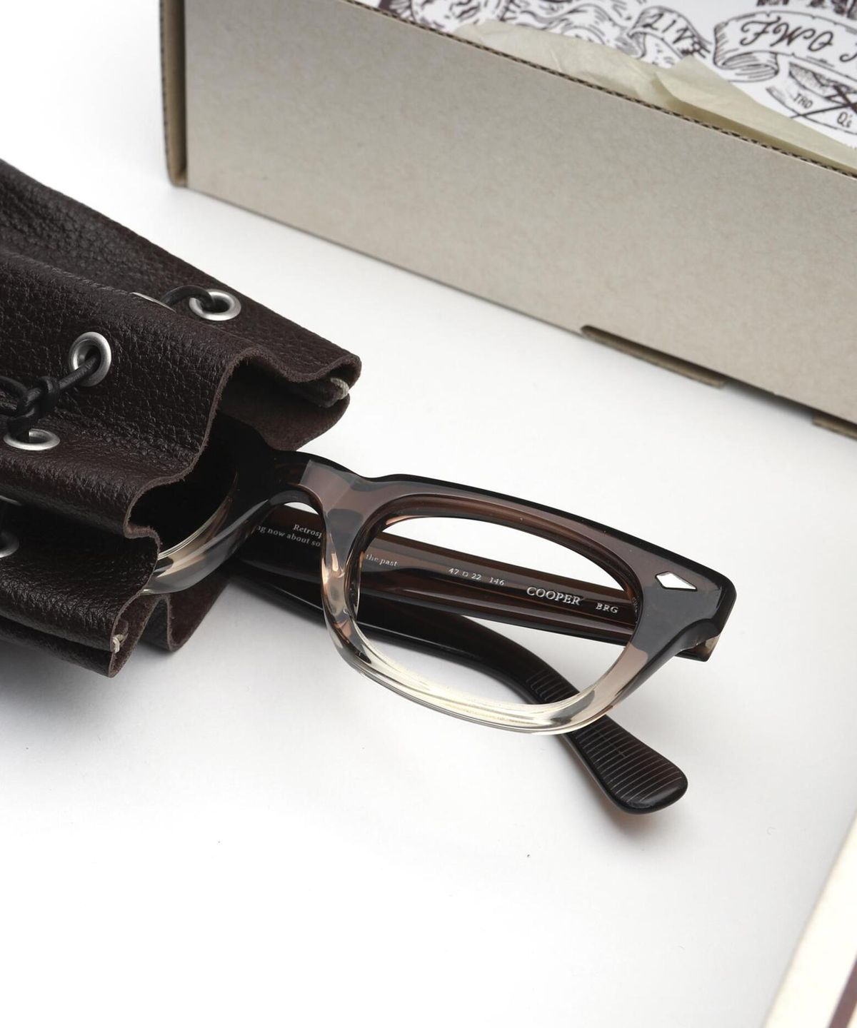 래쉬(LASH) Small Cross Pouch(lash x Qs leather)[Brown]