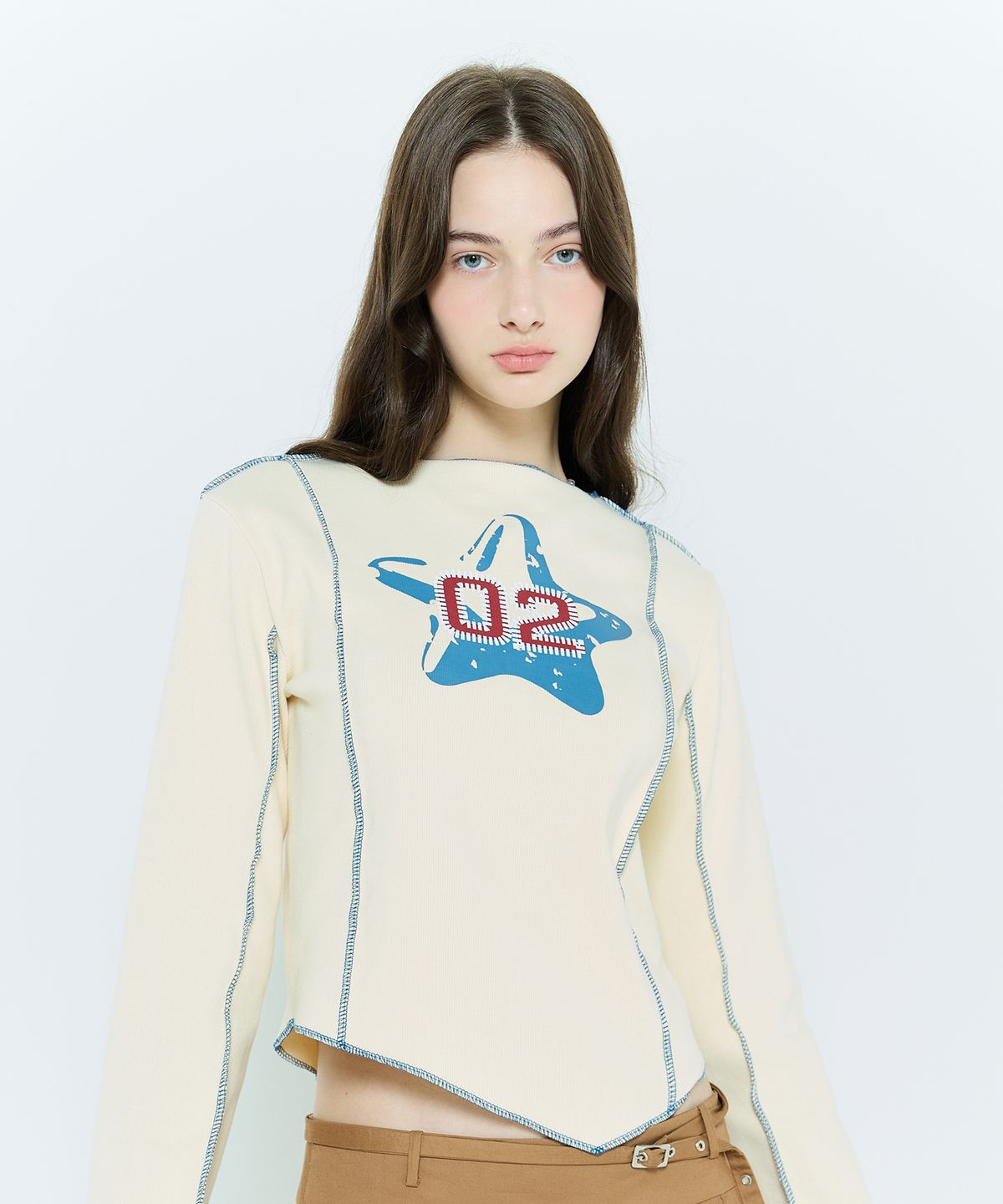 라티젠(LARTIGENT) L6 OVERLOCK UNBALANCE SLEEVE TEE(CREAM)