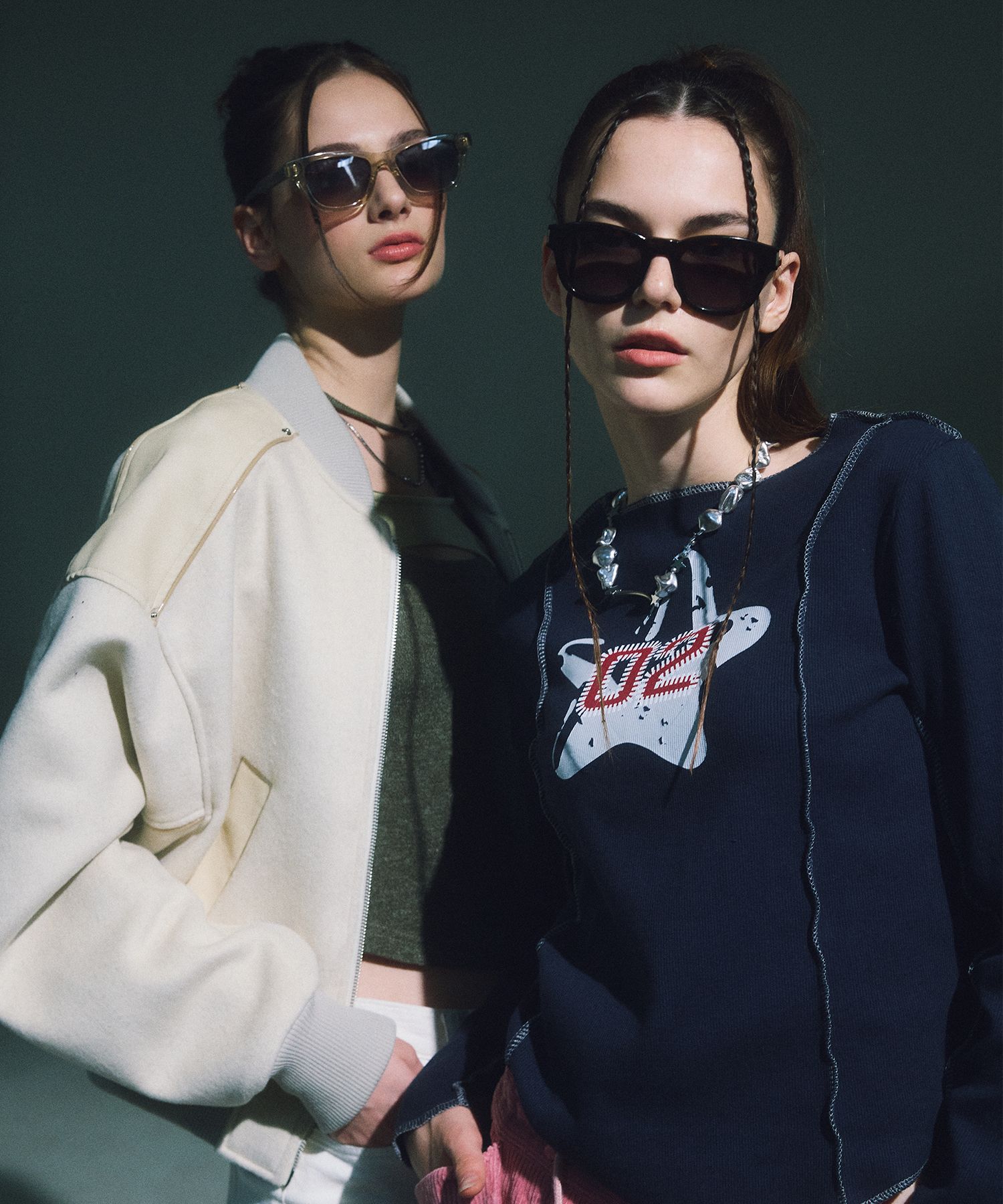 LARTIGENT ♥ L6 OVERLOCK UNBALANCE SLEEVE TEE /追跡付 MUSINSA公式 | LARTIGENT L6 OVERLOCK UNBALANCE SLEEVE TEE(NAVY)