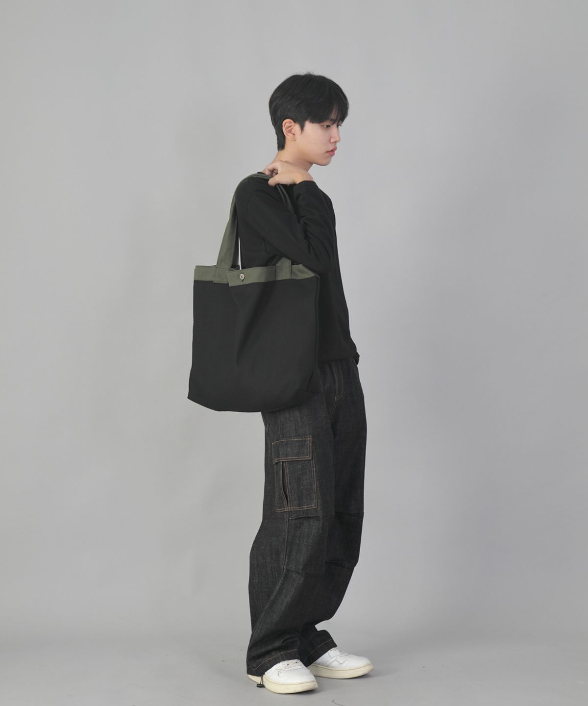 세인트크루(SAINTCREW) 미니멀 빅사이즈 숄더백 MBS-122 카키블랙
