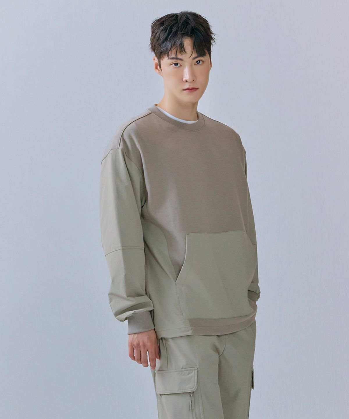 체이스컬트(CHASECULT) 남성 소재 배색 스트레치 티셔츠-CERK5120B02