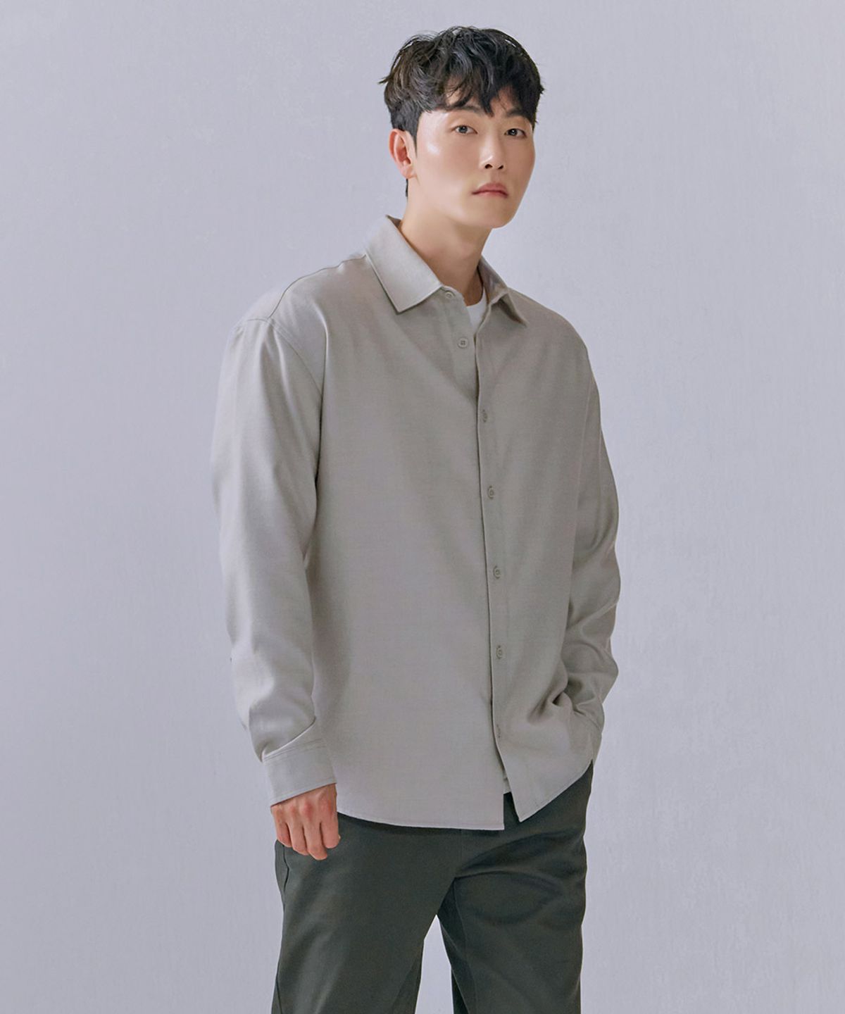 체이스컬트(CHASECULT) 남성 솔리드 베이직 셔츠-CEZK5401B0M