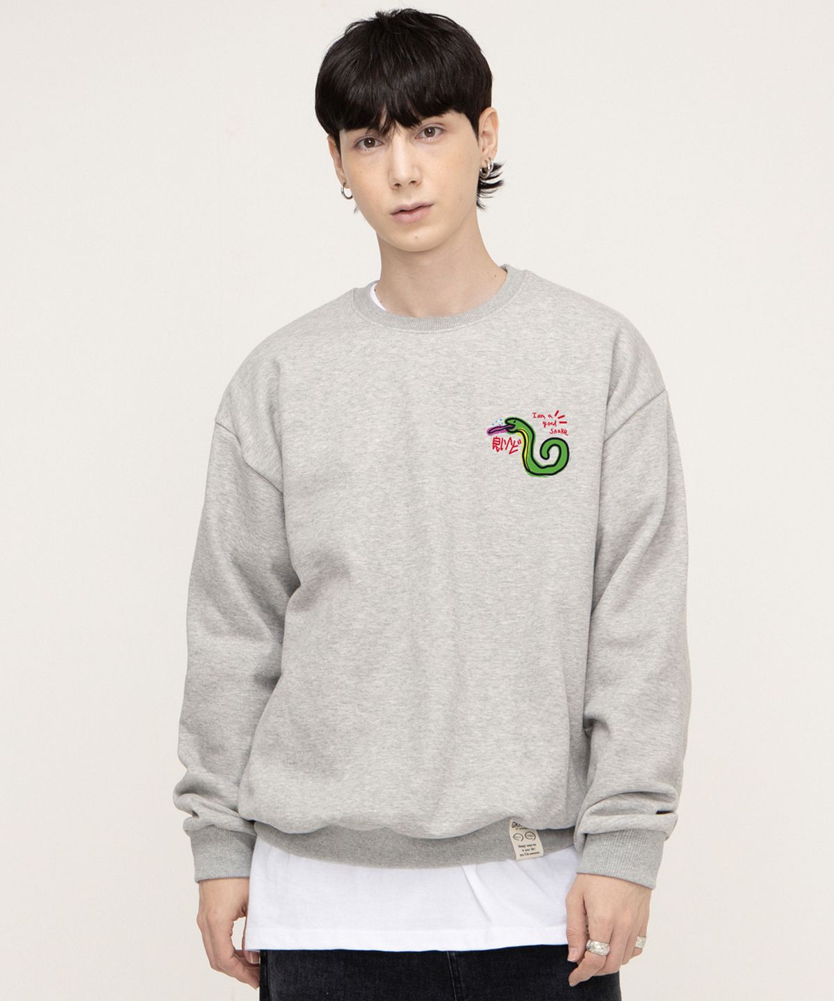 그레이버(GRAVER) [UNISEX]GOOD SNAKE 맨투맨_그레이