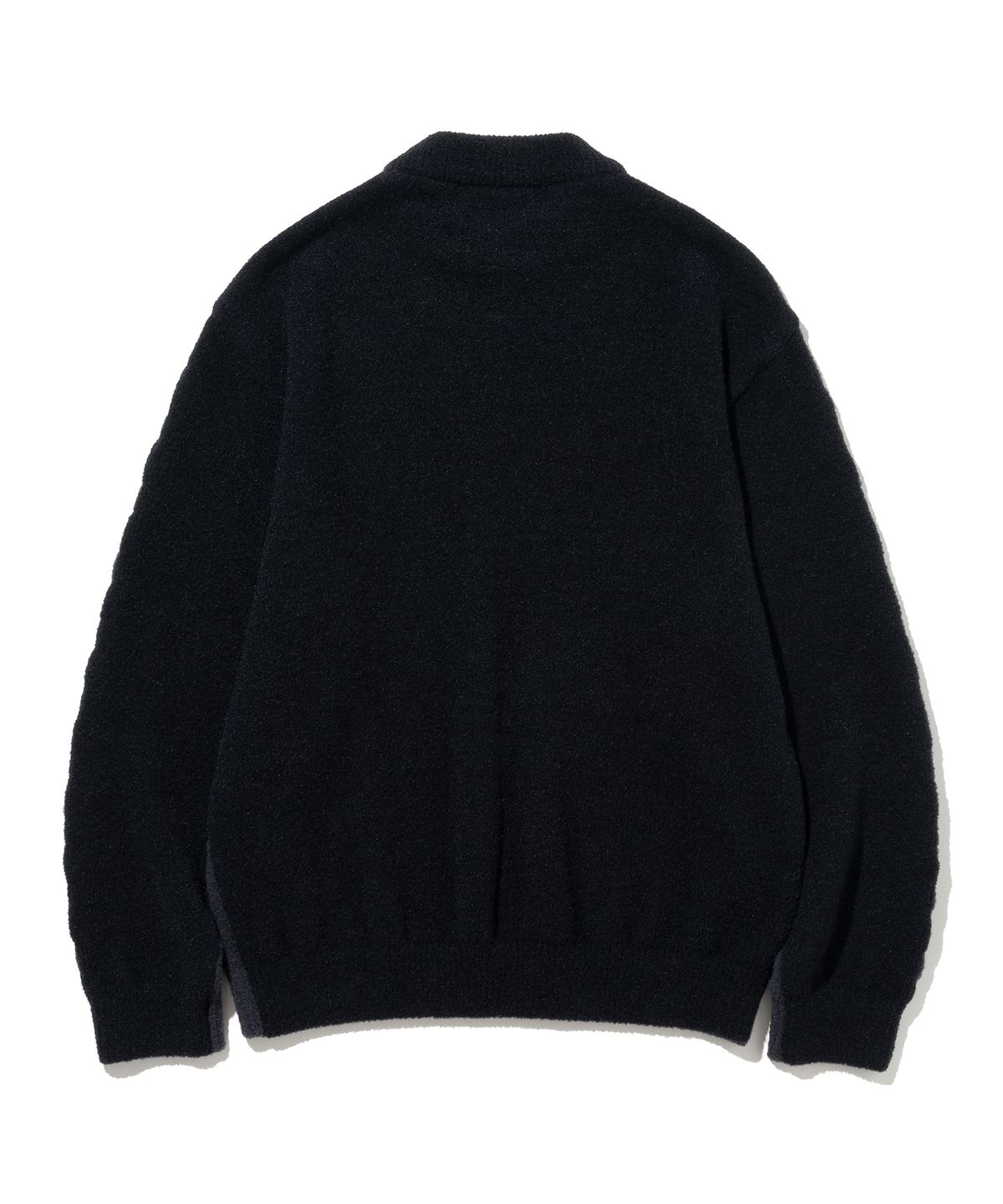 니티드(KNITTED) 슬리브 케이블 투톤 니트 GREY/BLACK