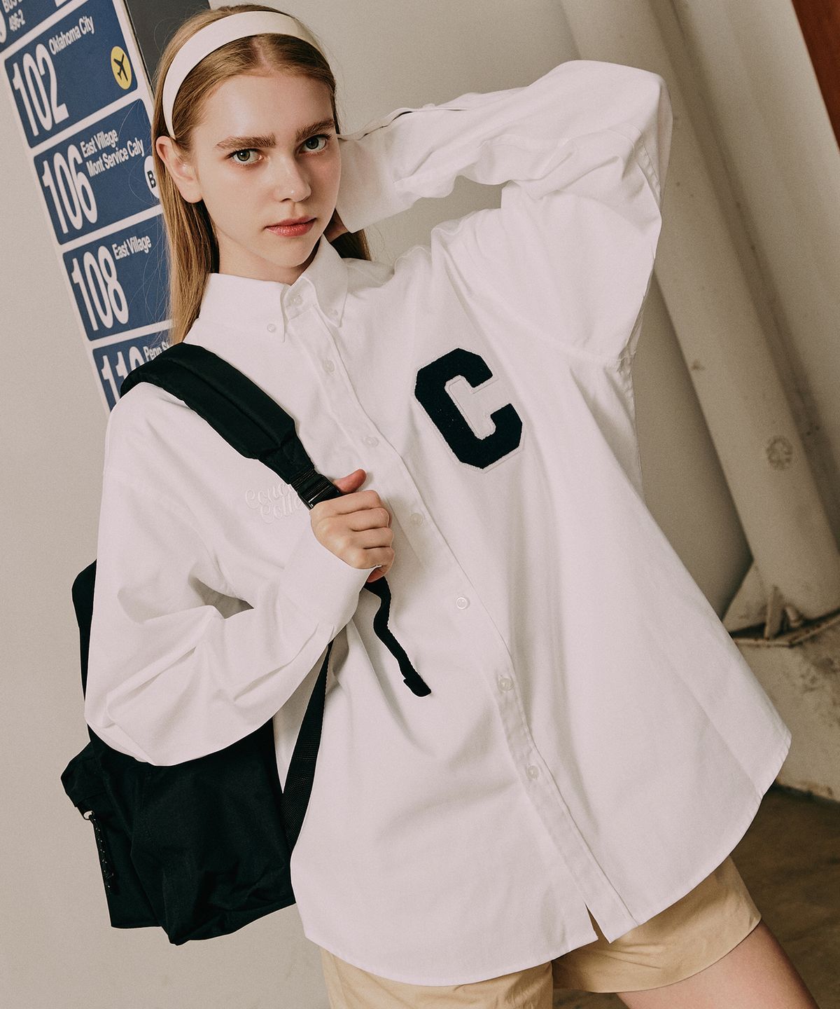 컨셉트컬리지(CONCEPTCOLLEGE) C 패치 화이트  옥스퍼드 긴팔 셔츠 [남녀공용]