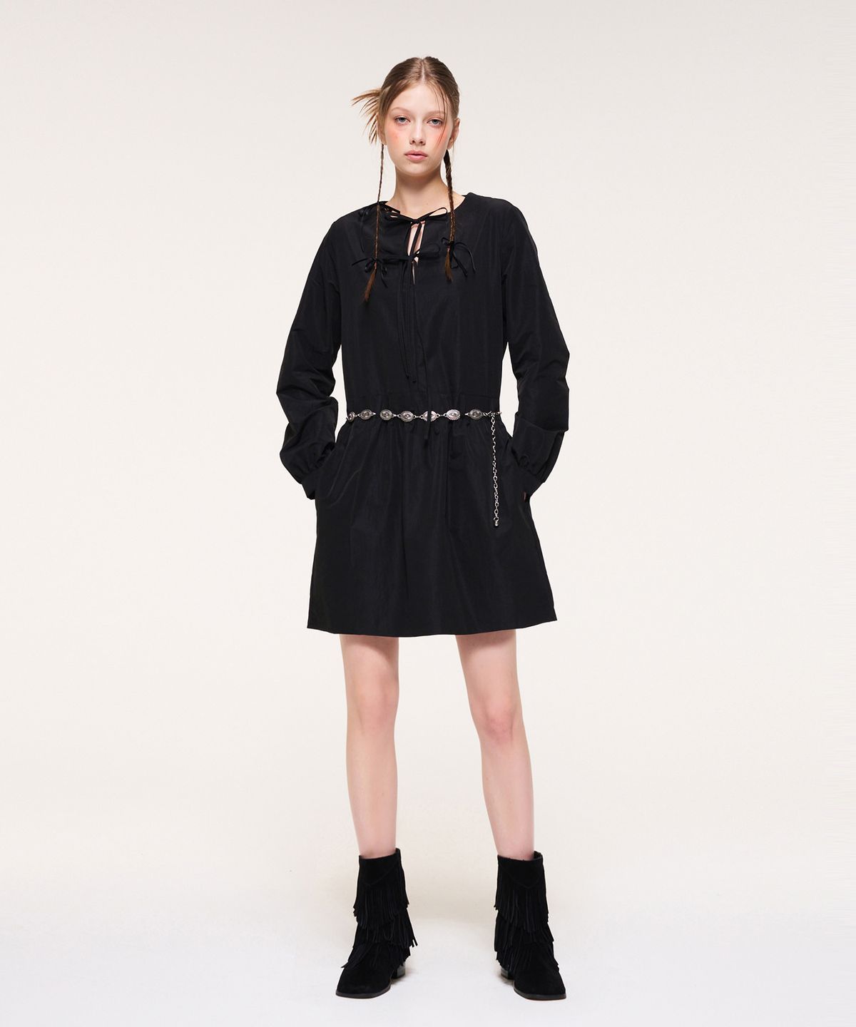 에트몽(ETMON) Ribbon Strap Mini Dress, Black