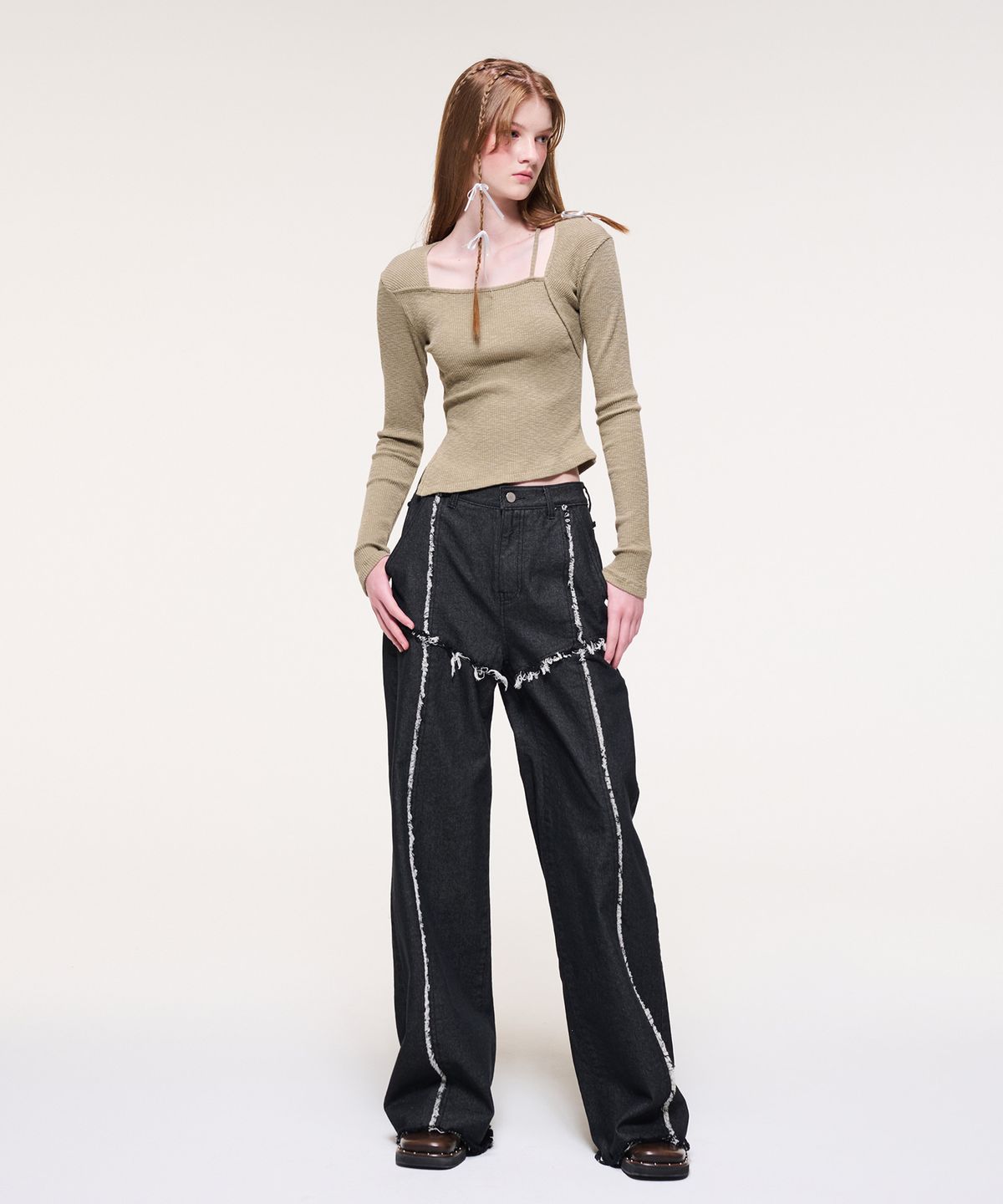 에트몽(ETMON) Square Neck Slit T-Shirt, Khaki