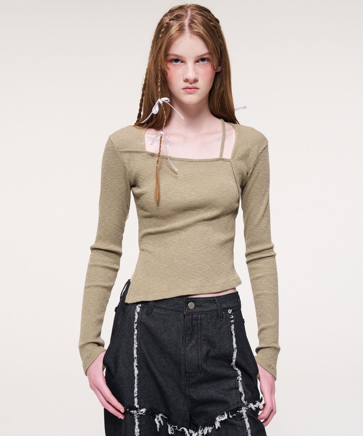 에트몽(ETMON) Square Neck Slit T-Shirt, Khaki