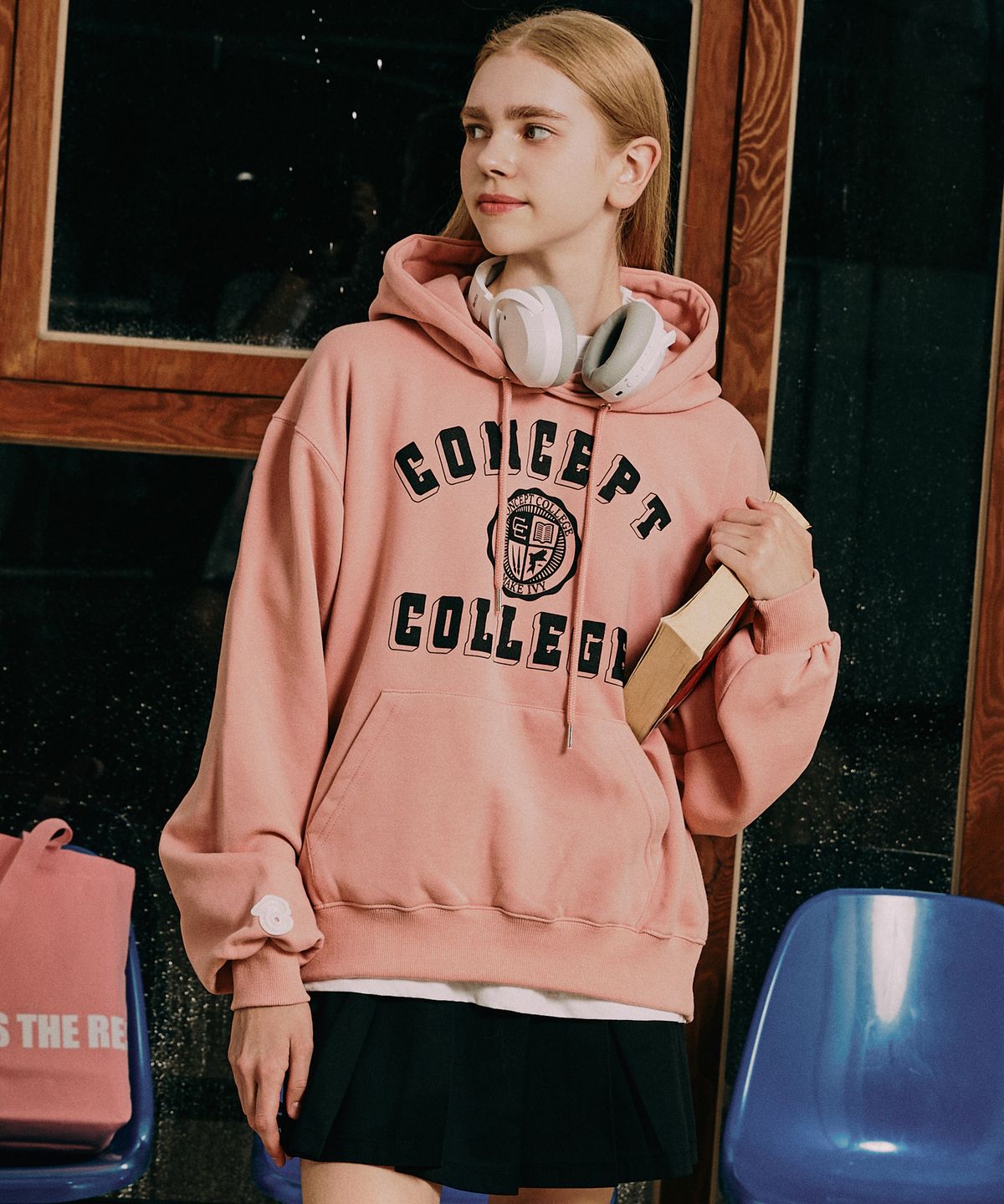 컨셉트컬리지(CONCEPTCOLLEGE) 클래식 빅로고 인디핑크 후디 / 후드티 [남녀공용]