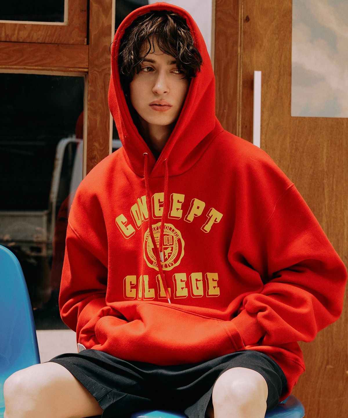 컨셉트컬리지(CONCEPTCOLLEGE) 클래식 빅로고 딥레드 후디 / 후드티 [남녀공용]