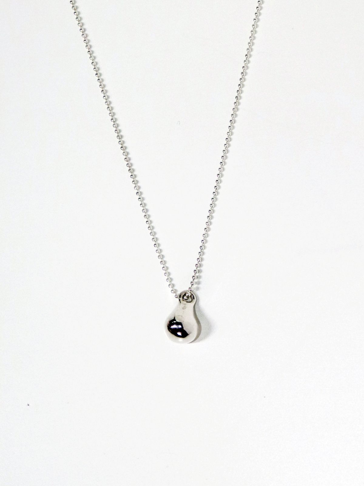 빈움(VINOOM) seed necklace