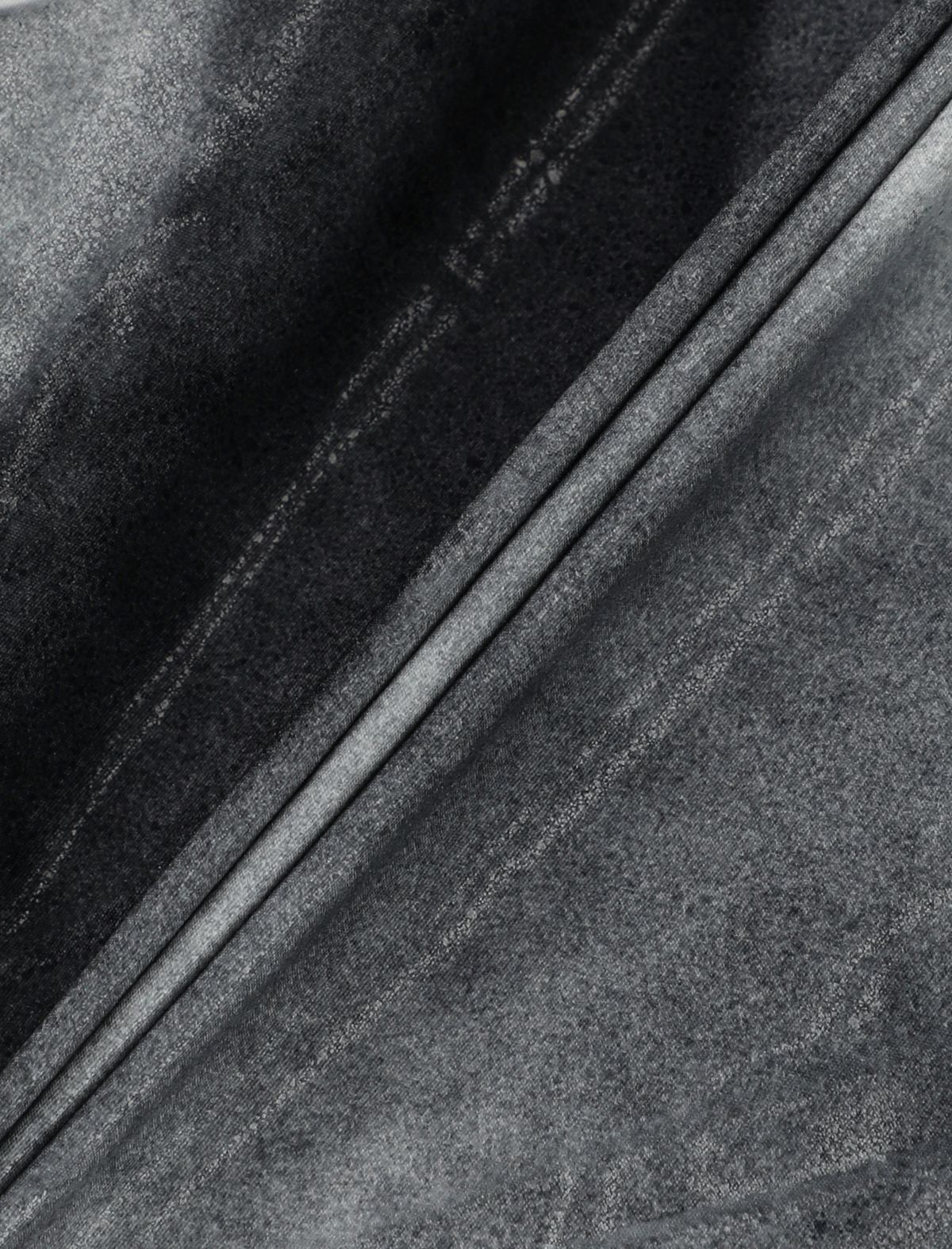 디젤(DIESEL) J 투트 패딩 - 블랙 멀티 / A117230GGAG9XX