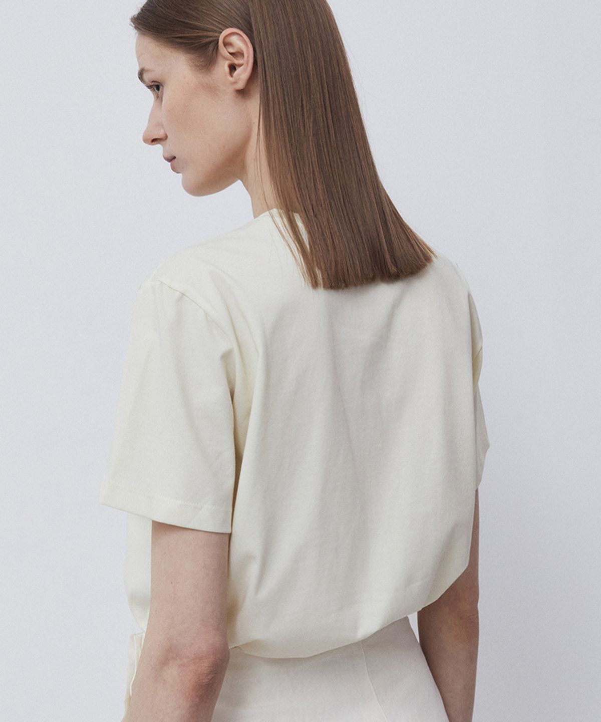 노티아(NOTIA) SILKET HALF T-SHIRTS-LIGHT YELLOW