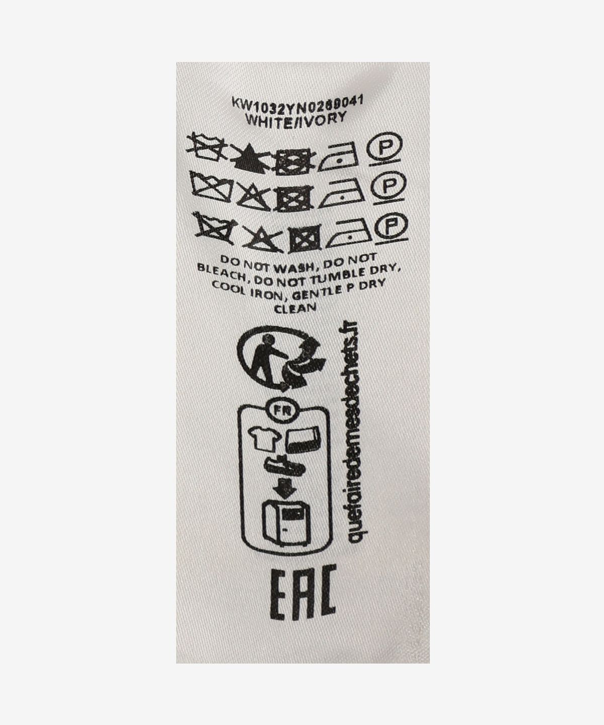 제이더블유엔더슨(J.W.ANDERSON) 버니 모티프 하이넥 니트 - 화이트 / KW0945YN0269041