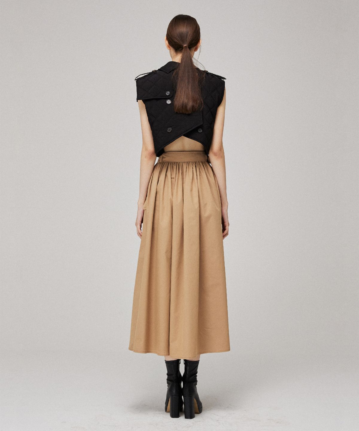 므아므(MMAM) Signature sleeveless quilting trench coat dress