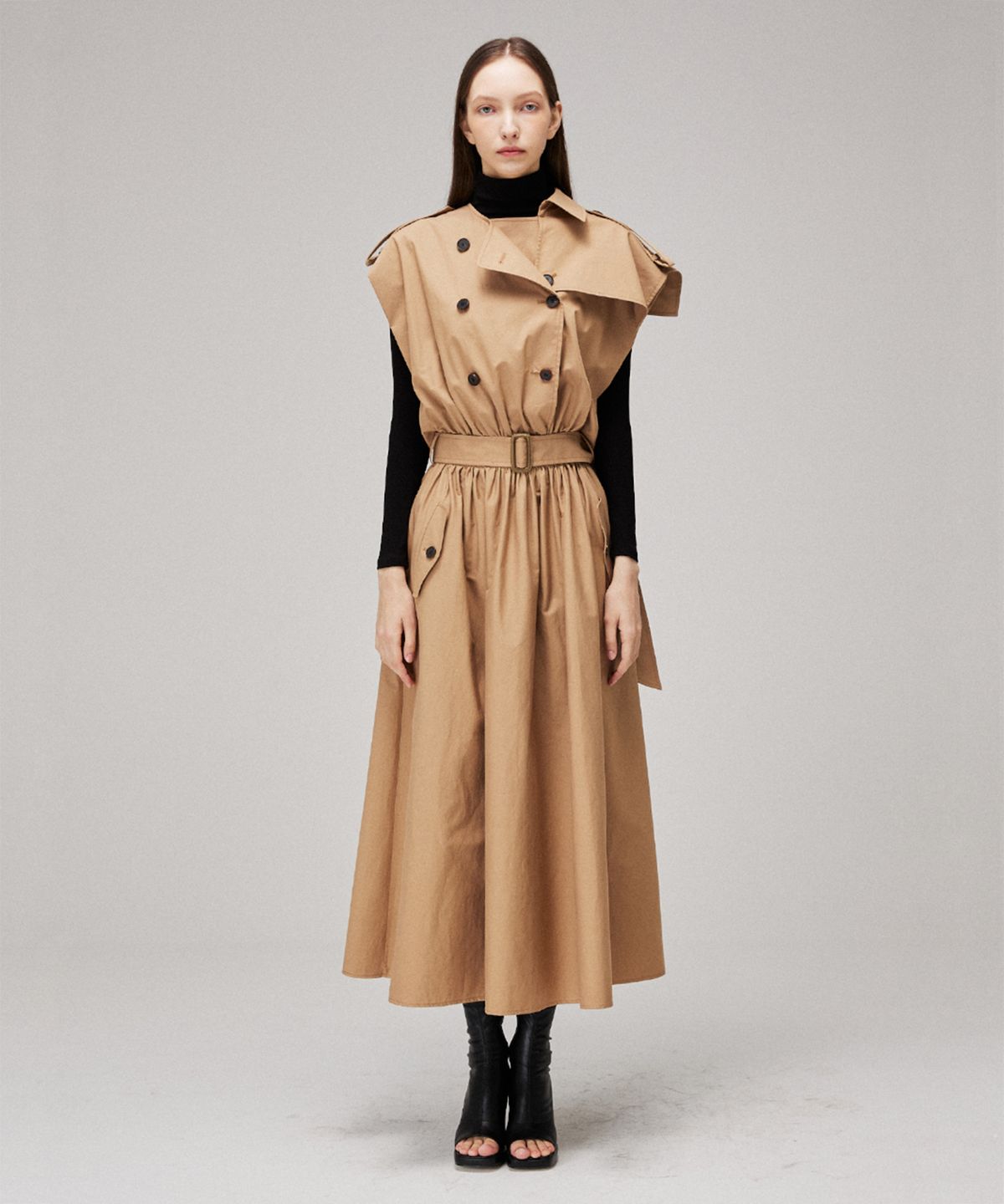 므아므(MMAM) Signature wide sleeveless trench coat dress