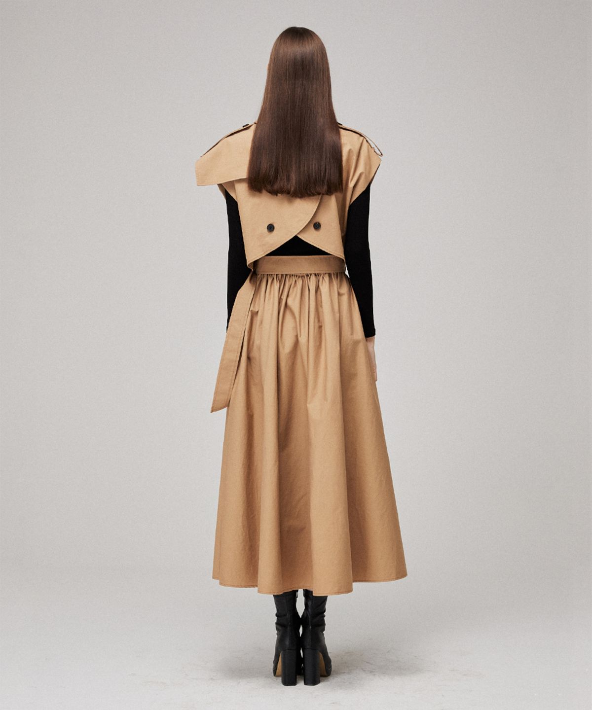 므아므(MMAM) Signature wide sleeveless trench coat dress