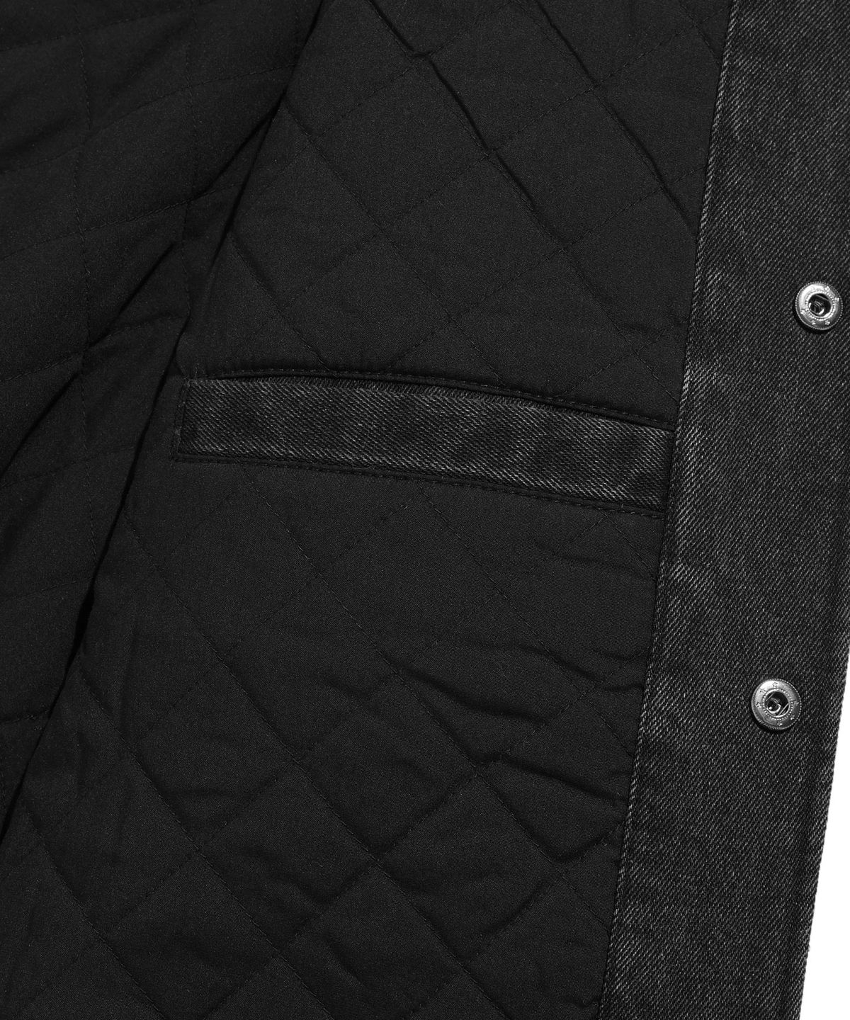 나이스고스트클럽(NICEGHOSTCLUB) WASHED EMBLEM DENIM VARSITY JACKET_BLACK(NG2DFUD110A)