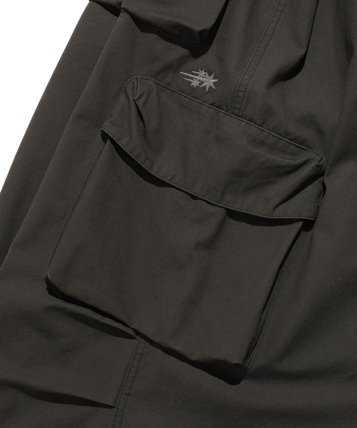 나이스고스트클럽(NICEGHOSTCLUB) COTTON WASHED PARACHUTE SKIRT_CHARCOAL(NG2DFFPA91A)