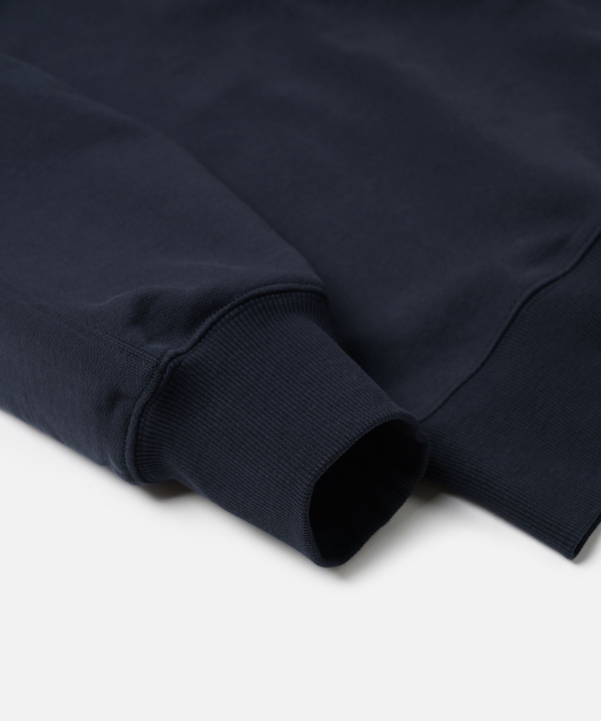프리즘웍스(FRIZMWORKS) TUTTO PASSA SWEATSHIRT _ NAVY