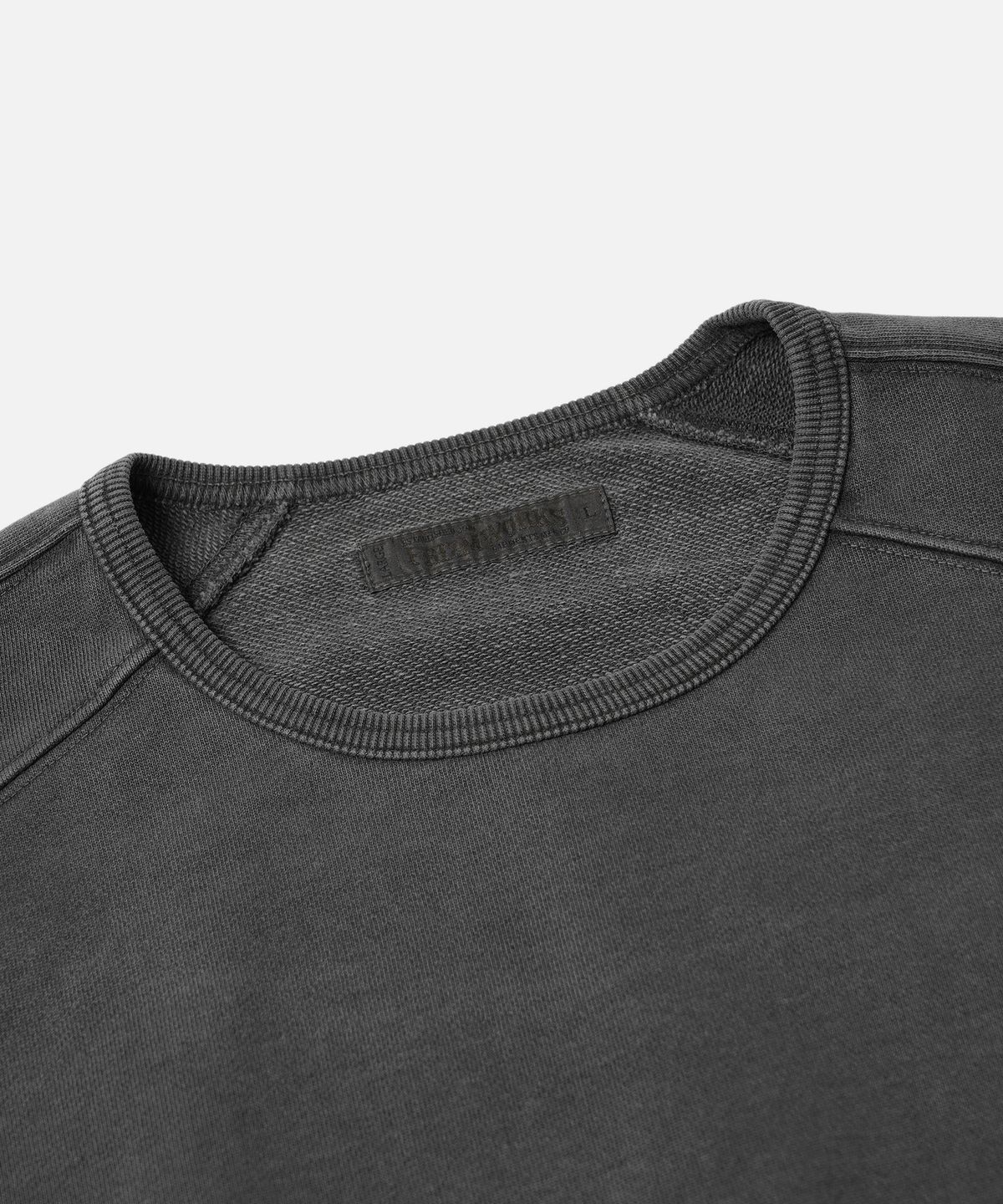 프리즘웍스(FRIZMWORKS) PIGMENT DYEING MIL SWEATSHIRT _ CHARCOAL