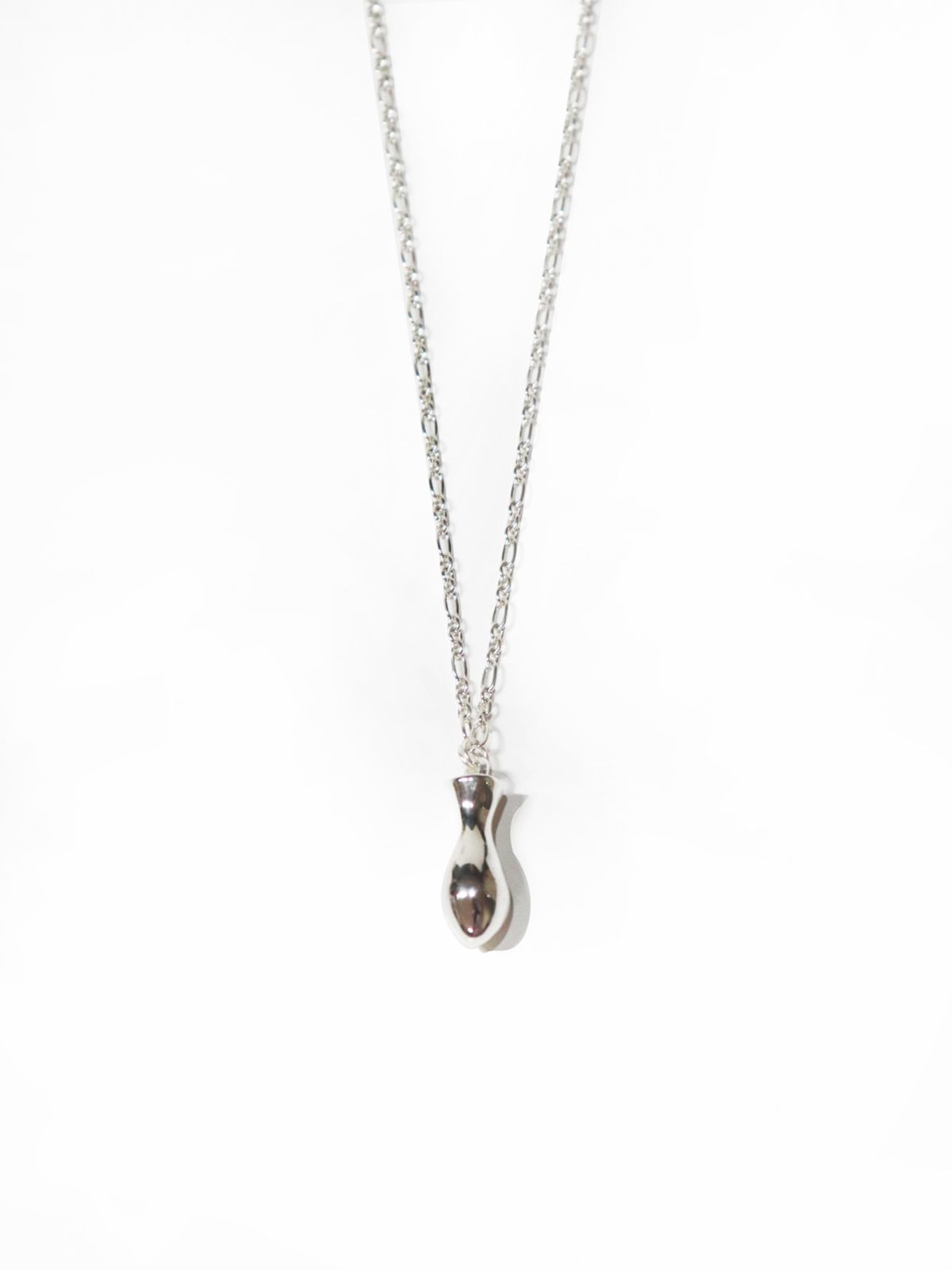 빈움(VINOOM) classic long bud necklace